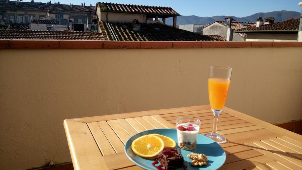 B&B Camera Con Vista Lucca Dış mekan fotoğraf